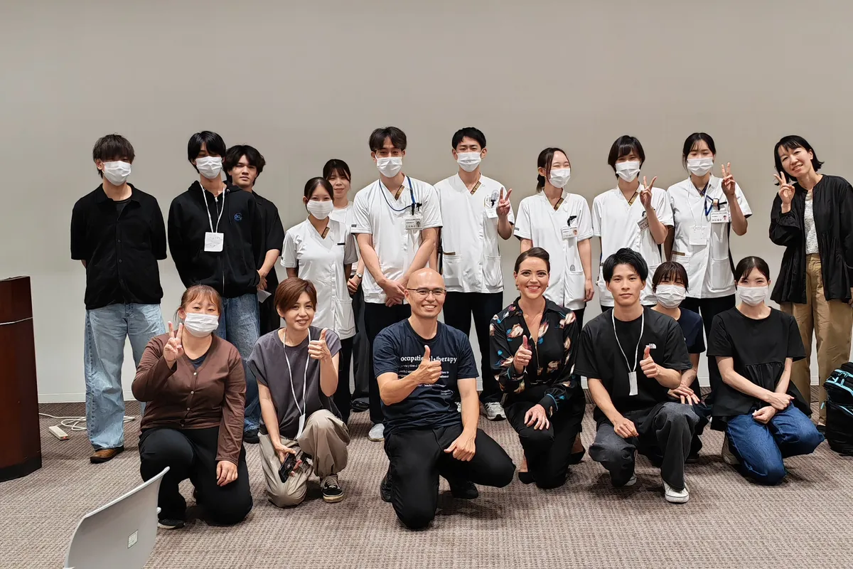 Ms Michelle Razo and Mr Hiroyasu Fujii with Occupational Therapists from the Okayama Occupational Therapy Association, Bitchu Branch