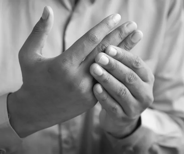 Trigger finger and trigger thumb assessment and treatment